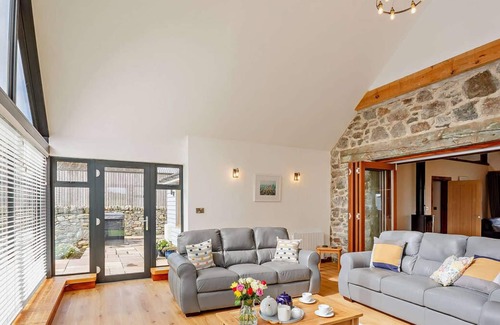 Menai Bridge House | Tyddyn Hendre Menia Bridge