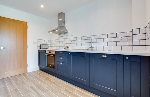 Llanfynydd House | Tyisaf - Three Bedroom House, Sleeps 5