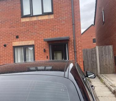 Tyldesley House | Tyldesley Manor