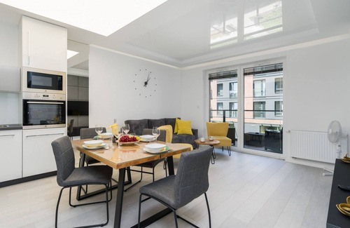 Stare Miasto District Apartment | Tylne Chwaliszewo 8 | Prestige Apartment | Balcony