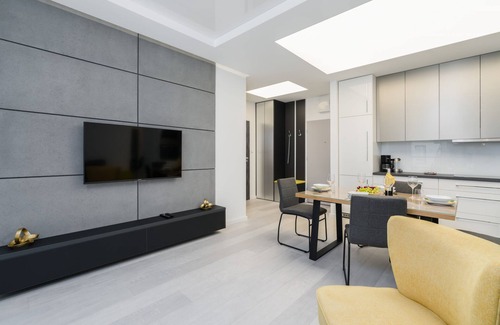 Stare Miasto District Apartment | Tylne Chwaliszewo 8 | Prestige Apartment | Balcony