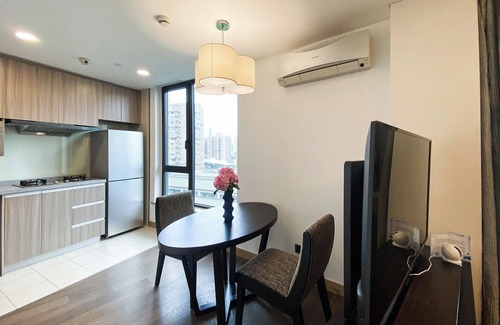 Downtown Shanghai Apartment | Tyms APT Hengshan RD Near IAPM K11 Line9