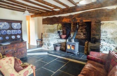 Llanelltyd House | Tyn Llwyn