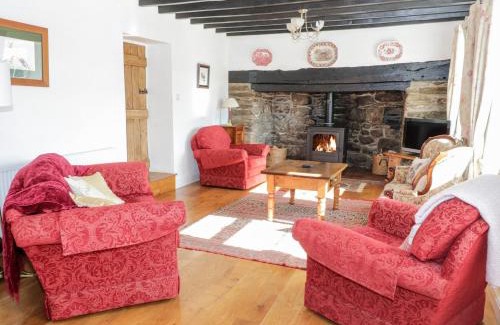 Corwen House | Tyn Llwyn