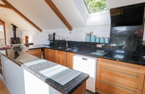 Corwen Cottage | TYN LLWYN, pet friendly, character holiday cottage in Pencoed