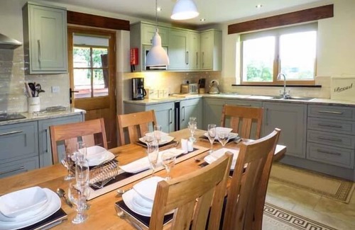 Ruthin Cottage | TYN Y CELYN UCHAF, family friendly, luxury holiday cottage in Ruthin