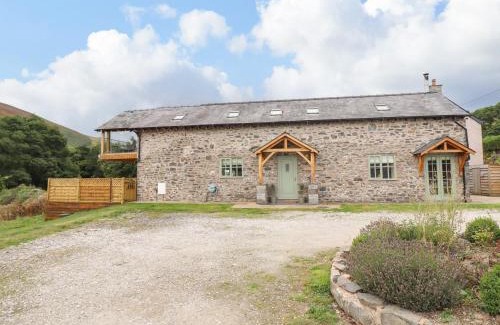 Glyndyfrdwy House | Tyn Y Ceubren Bach at Evelyns Retreat