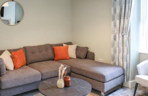 Penrhyndeudraeth House | Tynffordd Fawr