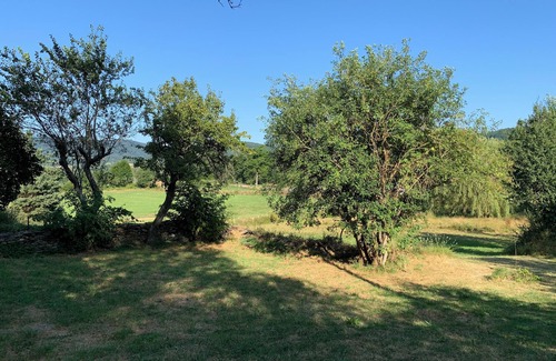 Saint-Hostien House | Typical 2-star Auvergne house Domaine Au Vert Gna ! Gite PIDGIER