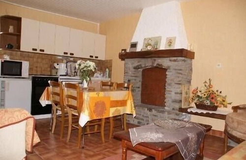 Mont-Dol House | Typical Breton house in the Bay of Mont Saint Michel (Saint Malo)