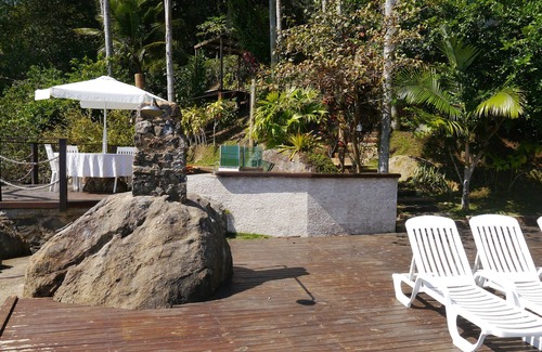 Paraty House | Typical colonial house in the bay of Paraty, with beautiful view, facing the sea
