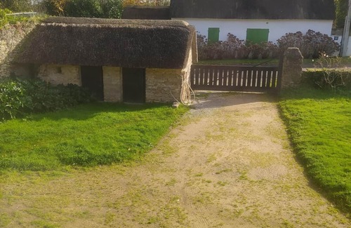 Saint-Lyphard House | Typical cottage between land and sea