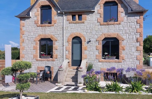 Pleumeur-Bodou House | Typical large island house 60m2, 4 people, 2 bedrooms