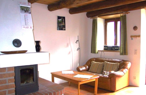 Foroglio House | Typical rustico in the rear Maggia Valley on a sunny hillside on the edge of the village