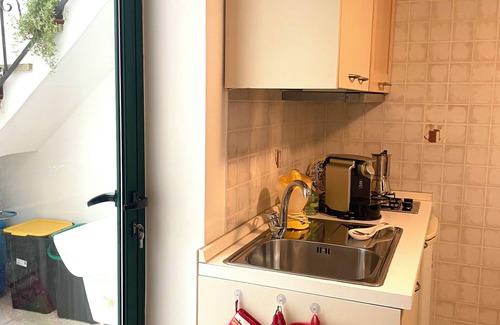 Cutrofiano House | Typical Salento house in the historic center with two bedrooms, bathroom and kitchen