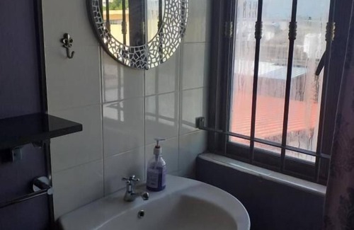 Mahebourg House | Tyvabro Guesthouse
