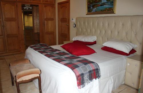 Tzaneen House | Tzaneen Guest House