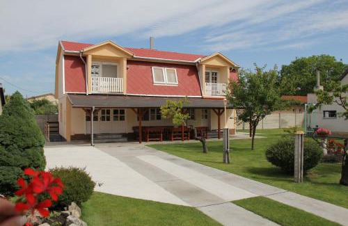 Velky Meder Apartment | u Andrása