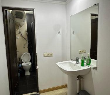 Arabkir House | U ASHOTA