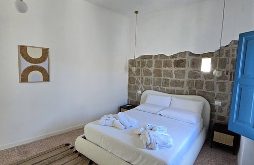 Castel Morrone Hotel | 'U Fusar