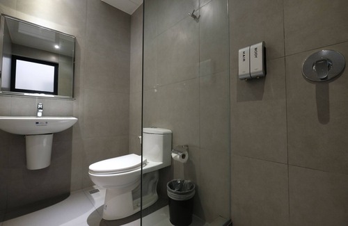 Downtown Hotel | U Hotels Makati