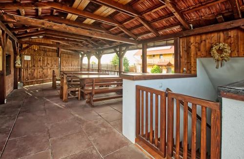 Horni Vestonice House | U Jeřába - komplex A