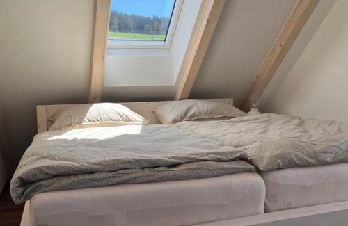Dolni Morava Apartment | U Králíka, apartmán H, 3 samostatné ložnice - mezonet, 3 vlastní parkovací místa, v klidu, přitom v centru zábavy