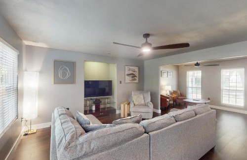 Gulf Park Estates House | U.S.S. Magnolia