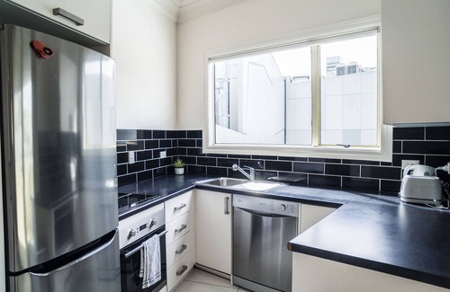 Te Aro Apartment | U Suites on Manners