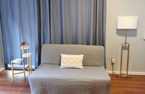 Powell River Apartment | U1 Seaside Serenity: Seal Bay Glamping Retreat