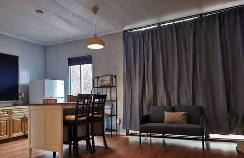 Powell River Apartment | U12 Seaside Serenity: Seal Bay Glamping Retreat（2）