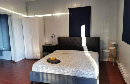 Powell River Apartment | U4 Seaside Serenity: Seal Bay Glamping Retreat