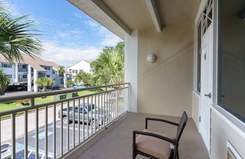 Ruskin Apartment | U408 Balcony/Resort Amenities! Free Parking/Wifi/Self Check in/Restaurants