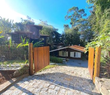 Felix House | UBATUBA, SP - BRASIL - PRAIA DO FELIX - Casa do Aconchego