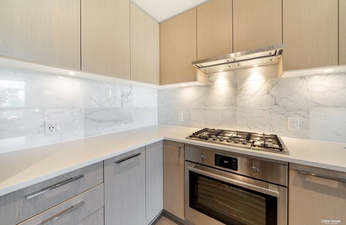 Vancouver House | UBC luxury One bed room apartment for long term