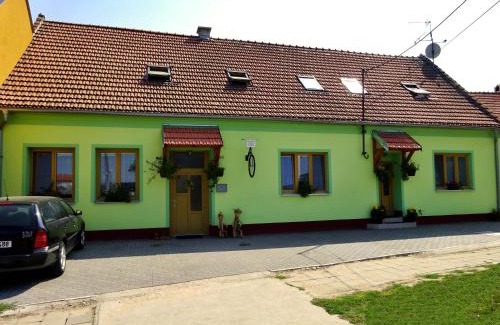 Milovice House | Ubytovani Dana Brentnerova