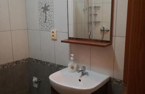 Broumov Apartment | Ubytovani na hradbach