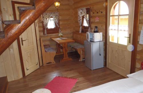 Velka Causa Apartment | Ubytovanie Koliba Pacho - Zrub Jolanka