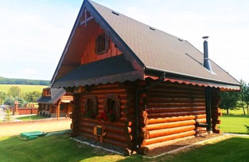 Velka Causa House | Ubytovanie Koliba Pacho - Zrub Anicka