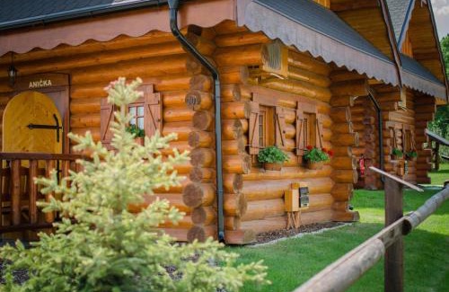 Velka Causa House | Ubytovanie Koliba Pacho - Zrub Anicka
