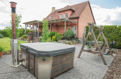 Oslany House | Ubytovanie Oslany