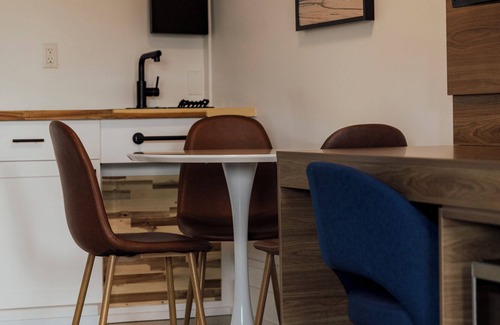 Ucluelet Hotel | Ucluelet Wildwood Inn