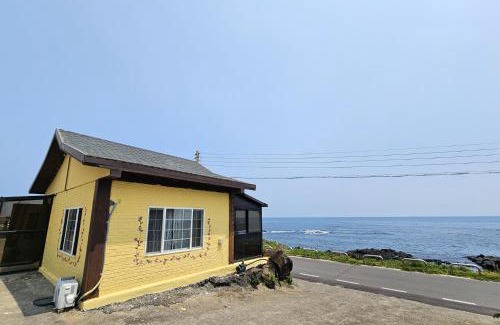 Jeju City House | Udo Pension Haeyeon