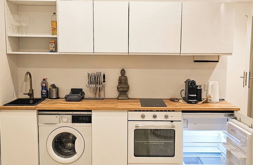 Obersendling Apartment | UG Neubau City Wohnung (optional Pool+Gym+2tes Bad extra buchbar)