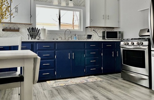 Sault Ste. Marie House | Ugly Duck Rentals