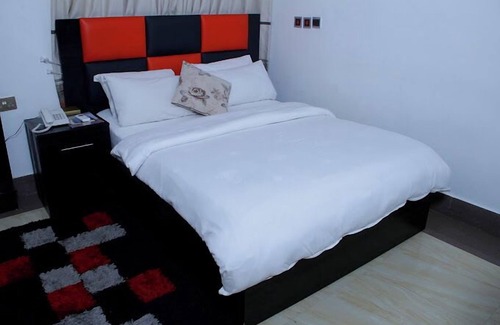 Calabar Hotel | Ugwis Hotel and Suites