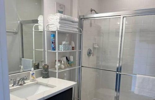Kissimmee Apartment | Uhappyplace Florida Space for 2!