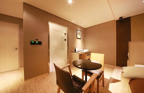 Uijeongbu Hotel | Uijeongbu La Tree Hotel