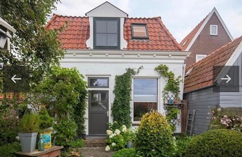 Hindeloopen Bed & Breakfast | Uit Alle Windstreken