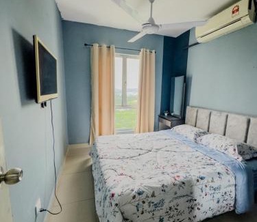 Ijok Apartment | UITM Puncak Alam Cozy Blue Escape